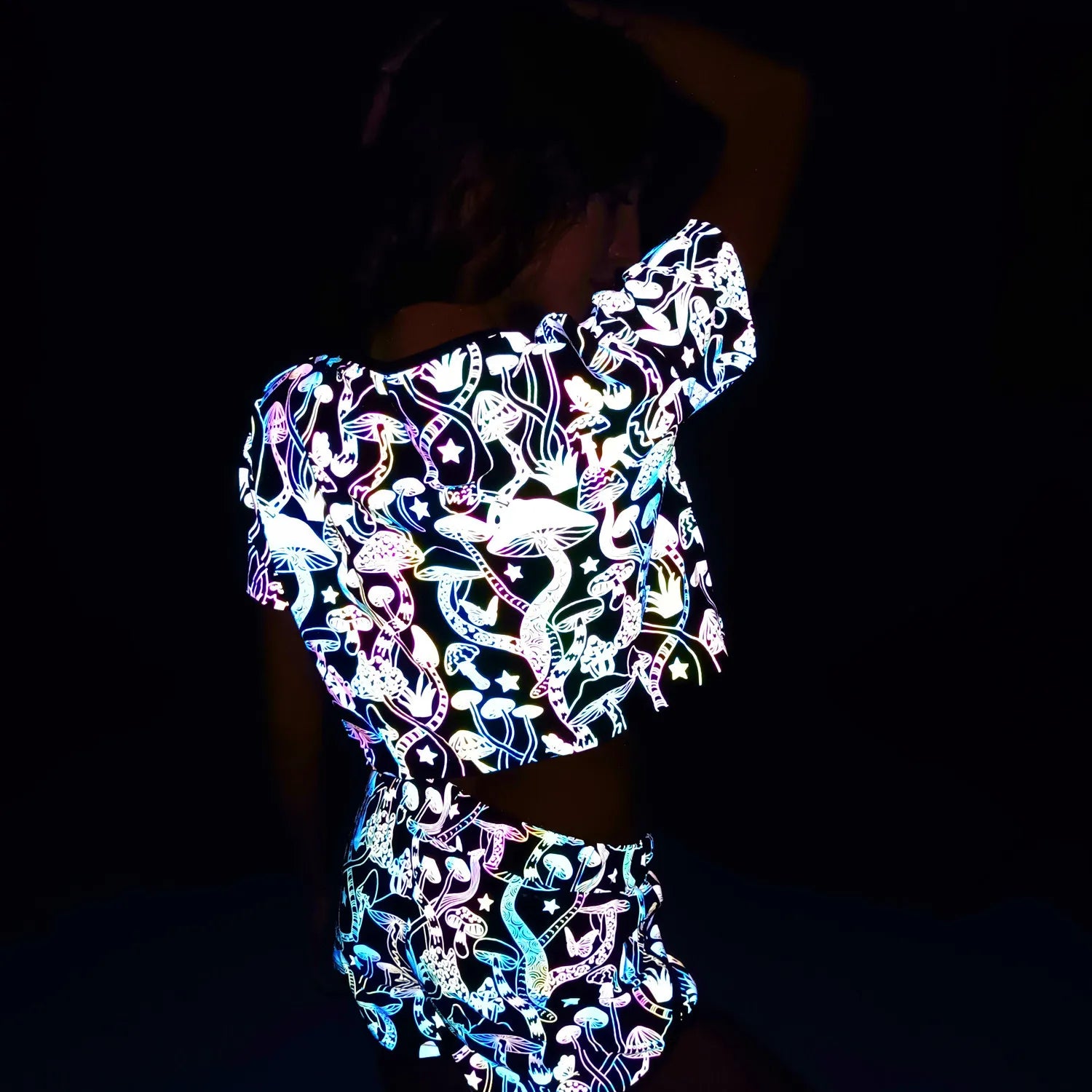 Mushroom Print Reflective Crop T-Shirt