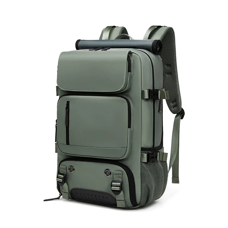 Hiking camping backpack with Hidden USB charging port